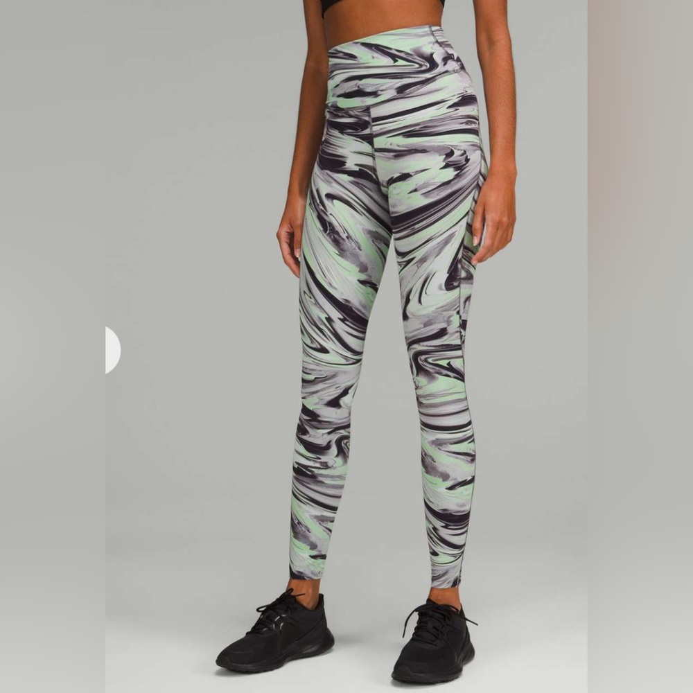 Lululemon Base Pace High-Rise Running Tight 28"
Paint Glide Warp 4 NWOT